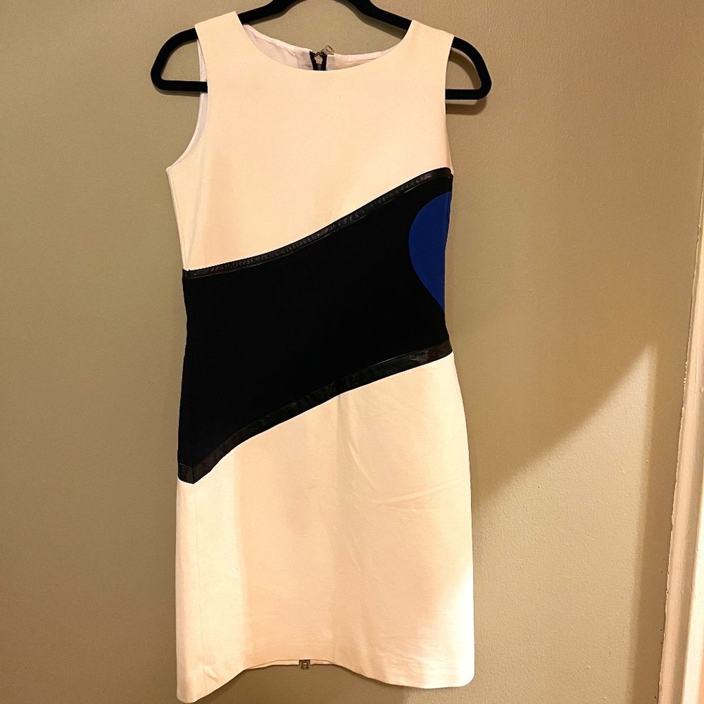 Zelda Geometric print, lined, medium, sleeveless dress